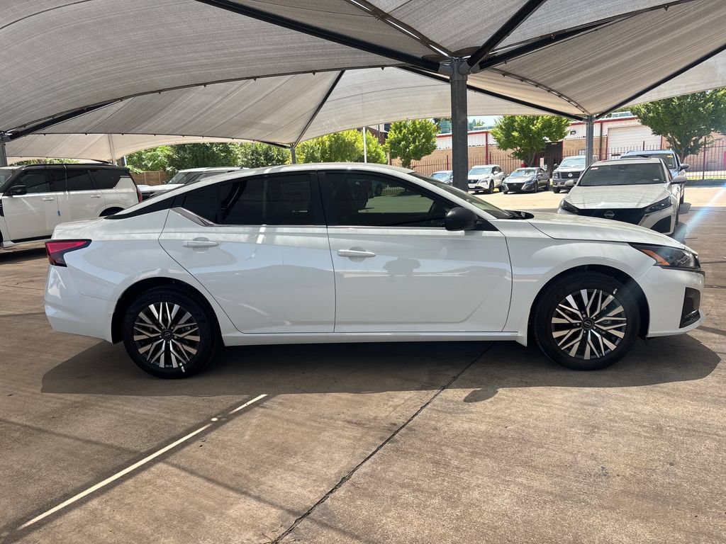 New 2026 Nissan Altima 2.5 SV AWD/4WD image 11