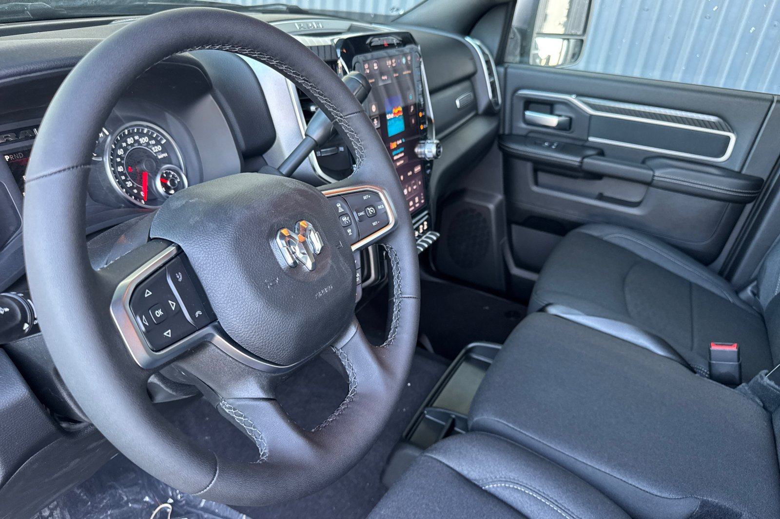 New 2027 RAM 3500 Big Horn AWD/4WD image 9