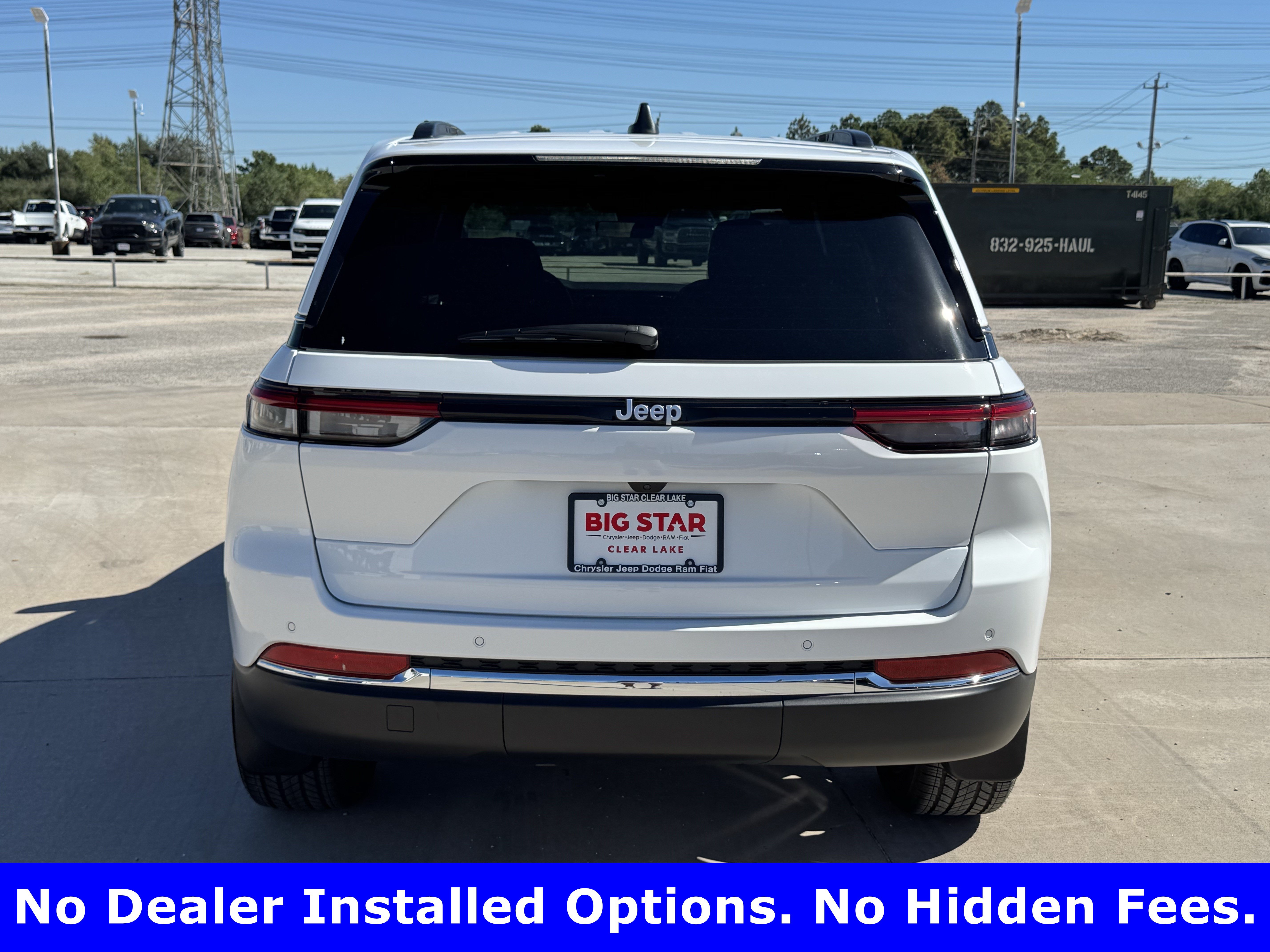 Used 2026 Jeep Grand Cherokee Laredo X RWD image 6
