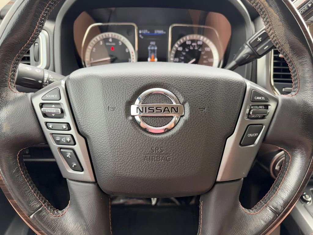 Used 2019 Nissan Titan Platinum Reserve w/ Platinum Utility Package image 11