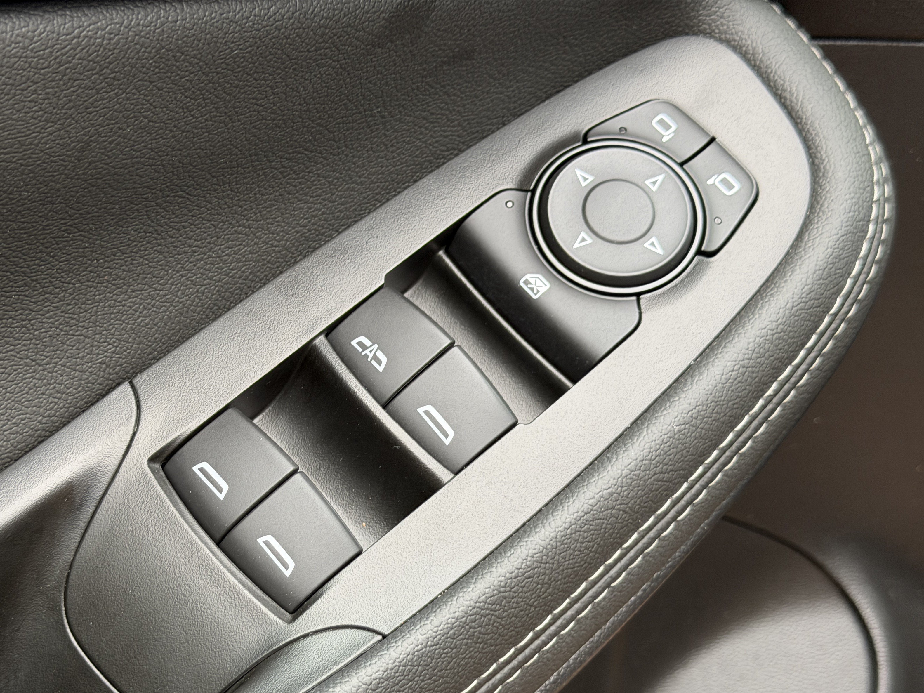 Used 2024 Buick Encore GX Preferred FWD image 15