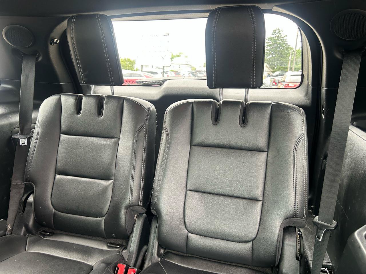 Used 2016 Ford Explorer Limited w/ Equipment Group 301A AWD/4WD image 33