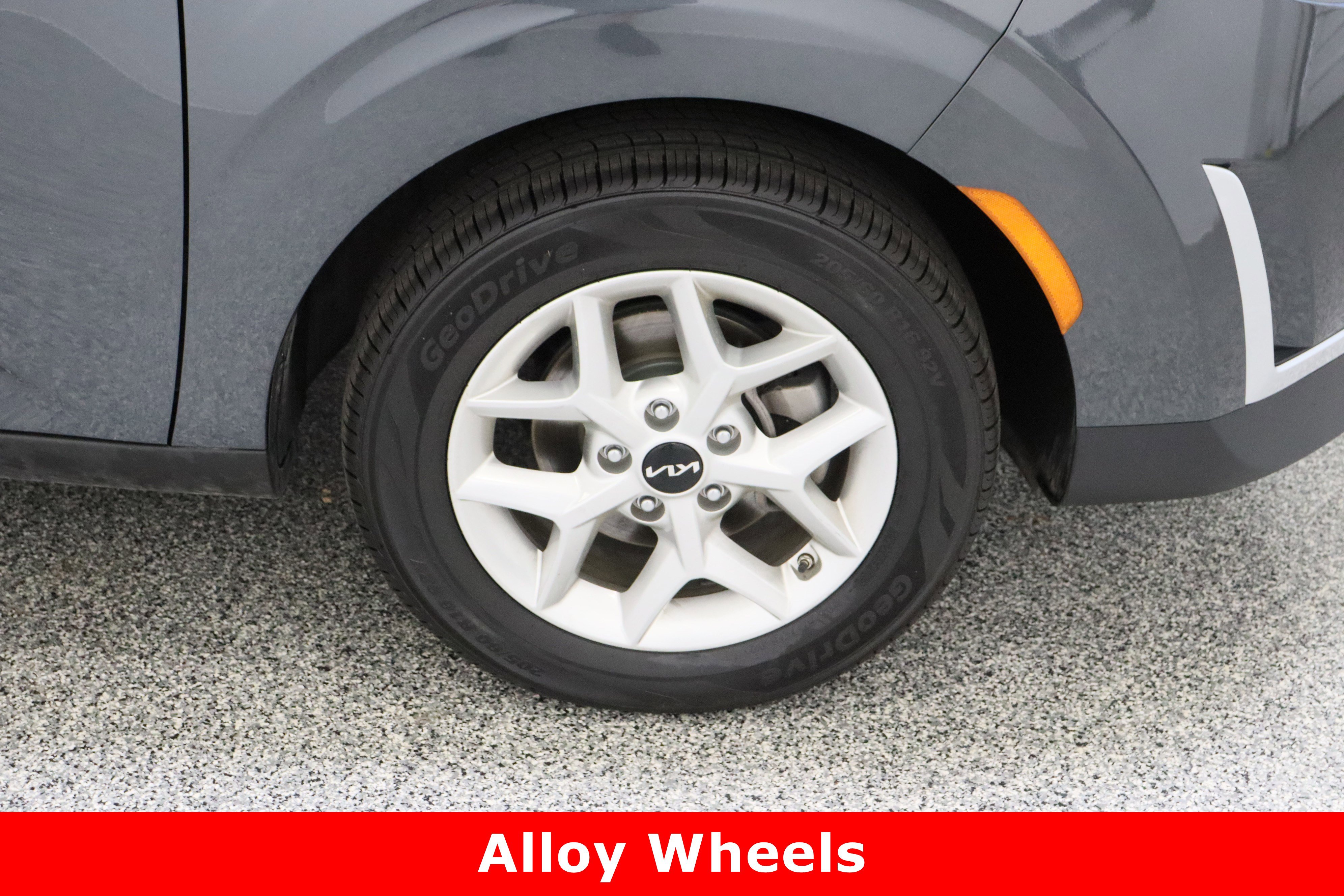 Used 2024 Kia Soul LX w/ Option Group 015 image 5