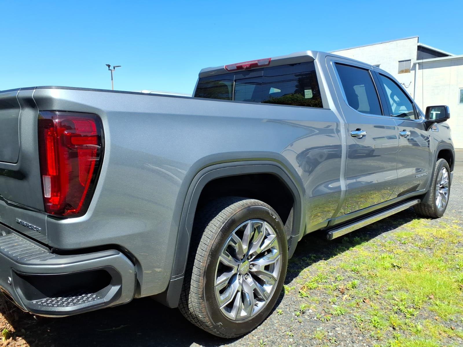 Certified 2024 GMC Sierra 1500 Denali w/ Denali Reserve Package AWD/4WD image 2