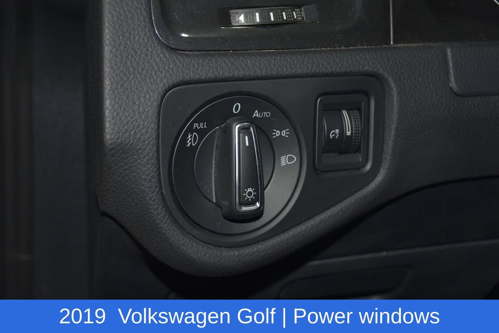 Used 2019 Volkswagen Golf SE w/ Driver Assistance Package FWD image 10