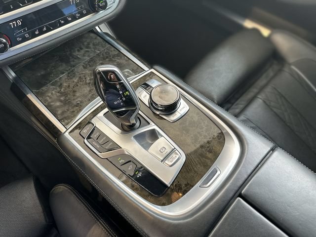 Used 2017 BMW 750i xDrive AWD/4WD image 22