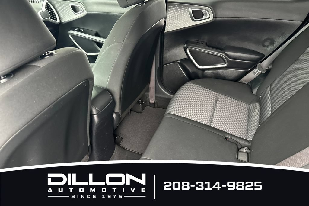 Certified 2023 Kia Soul LX w/ LX Technology Package FWD image 15
