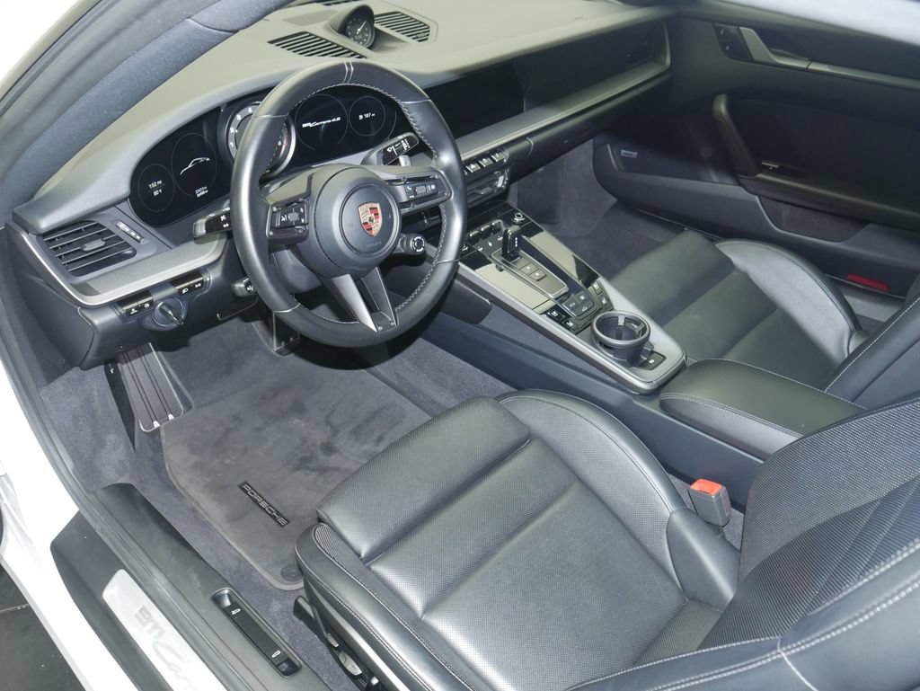 Certified 2020 Porsche 911 Carrera 4S AWD/4WD image 5