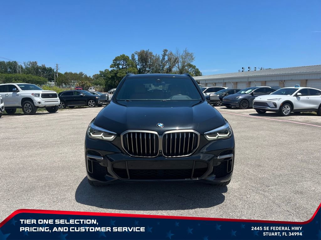 Used 2022 BMW X5 M50i w/ Parking Assistance Package AWD/4WD video 3