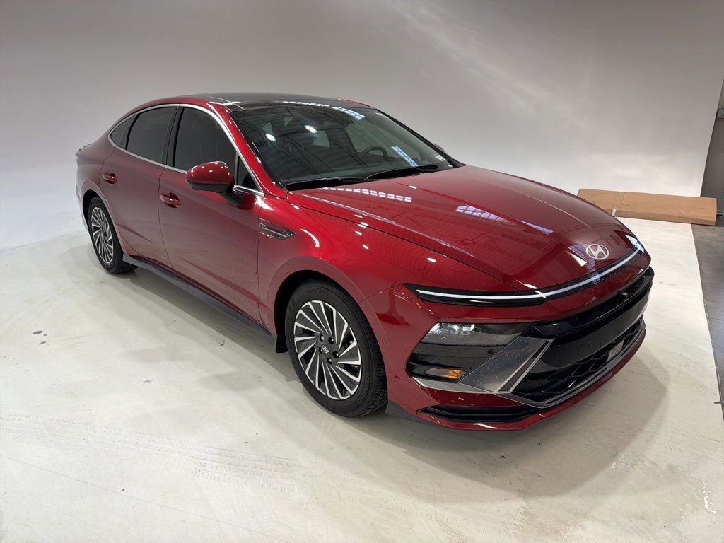 Certified 2025 Hyundai Sonata Limited image 5