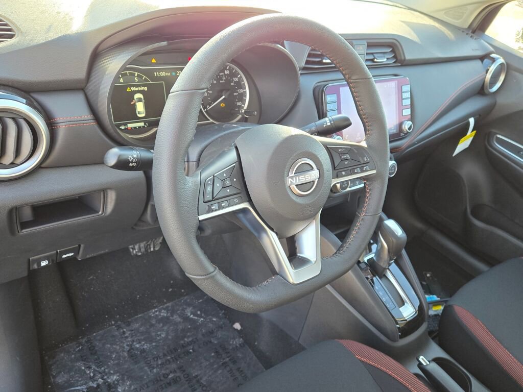 Used 2025 Nissan Versa SR w/ Trunk Package image 17