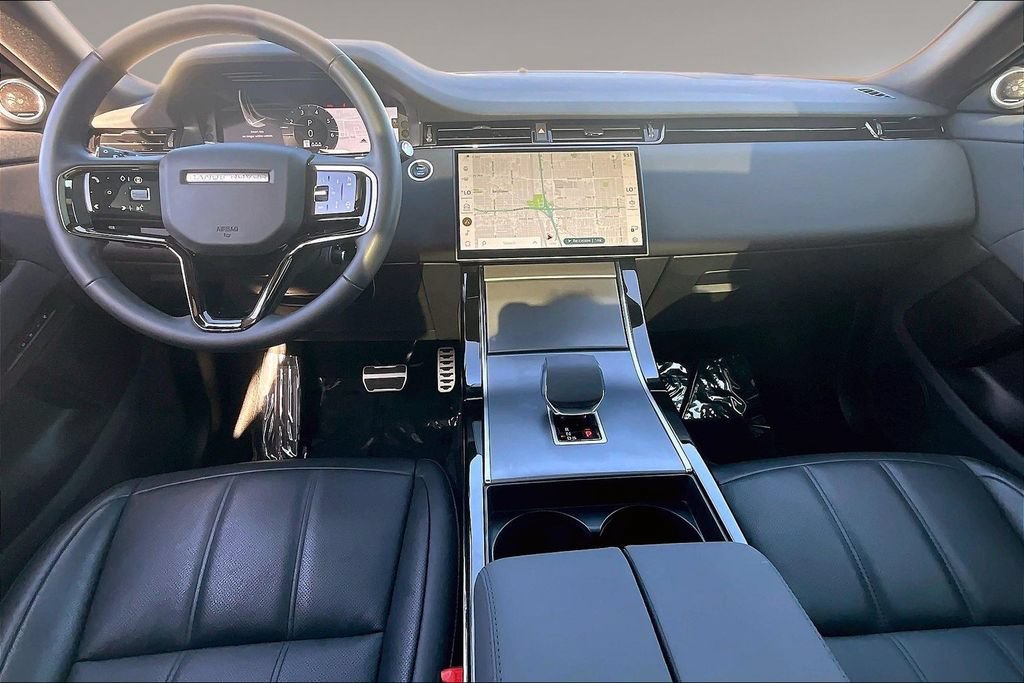 Certified 2025 Land Rover Range Rover Evoque Dynamic SE AWD/4WD image 7