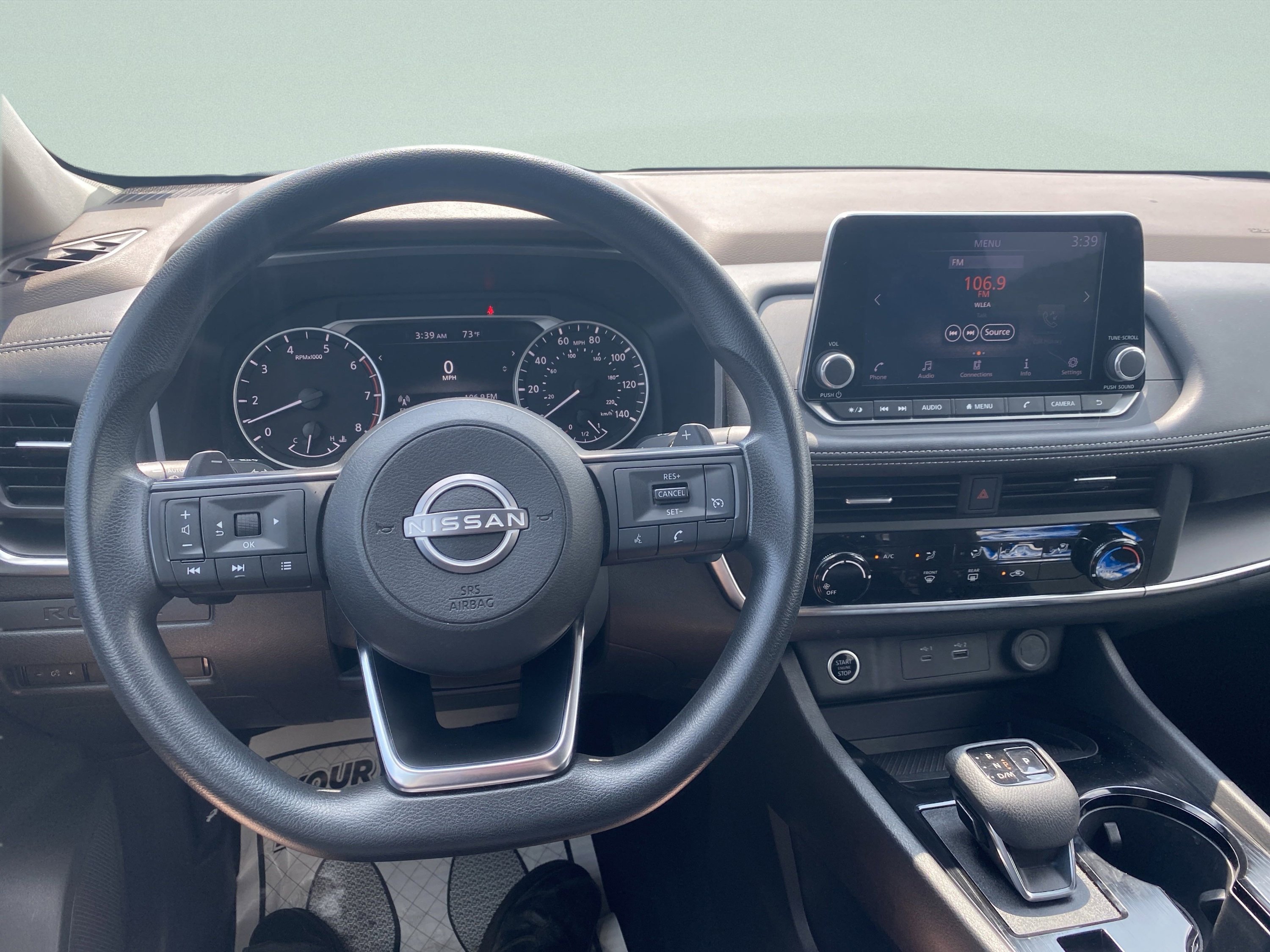 Used 2023 Nissan Rogue S image 18