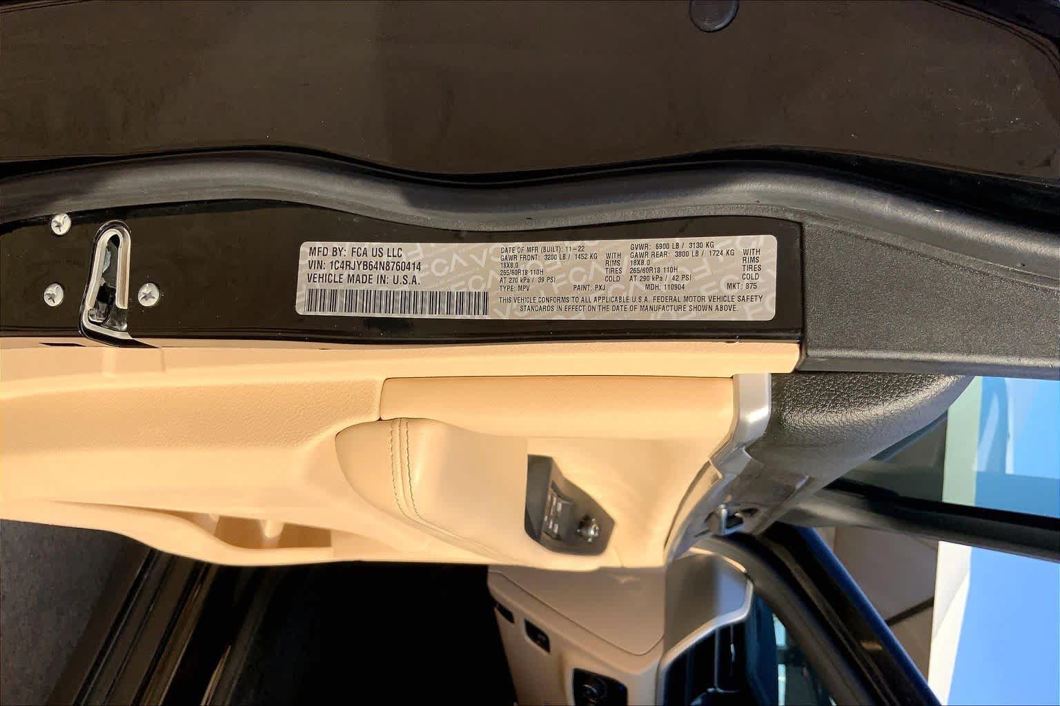 Used 2022 Jeep Grand Cherokee Limited 4xe AWD/4WD image 32