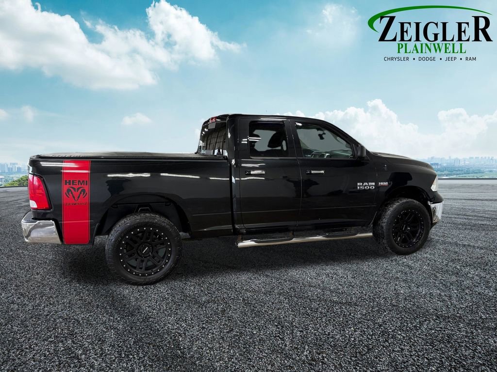 Used 2018 RAM 1500 Classic SLT image 12