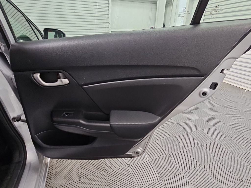 Used 2015 Honda Civic SE image 27