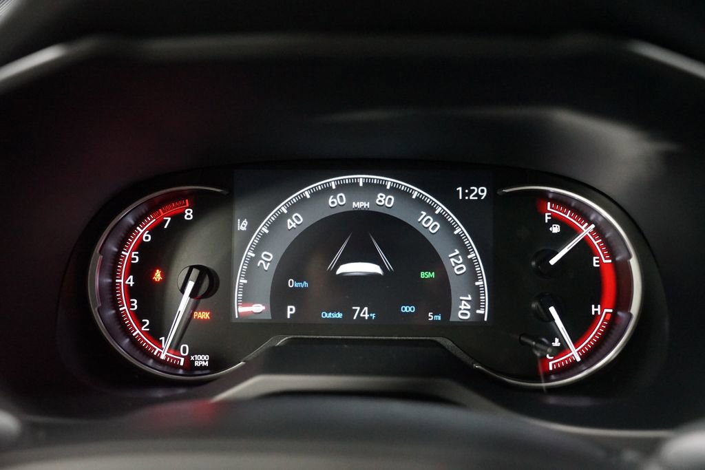 New 2025 Toyota RAV4 XLE image 15