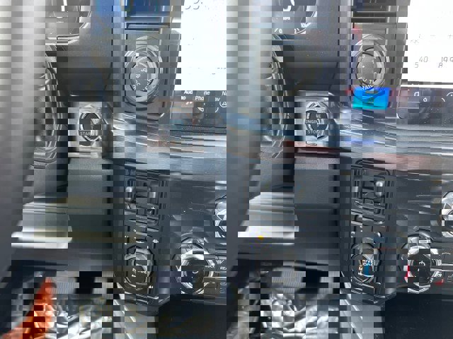 New 2025 Ford F350 Lariat w/ Lariat Ultimate Package image 14