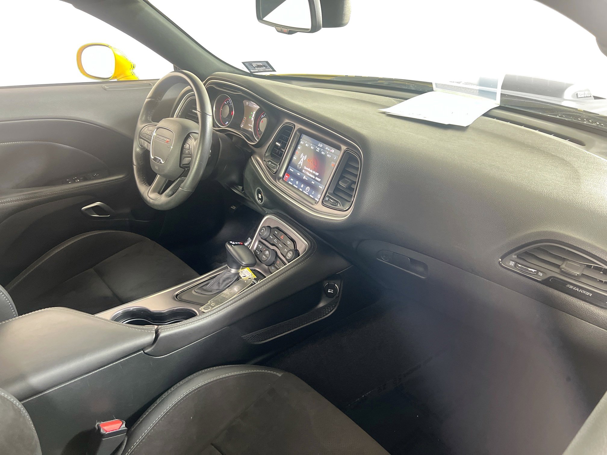 Used 2018 Dodge Challenger R/T Plus image 27