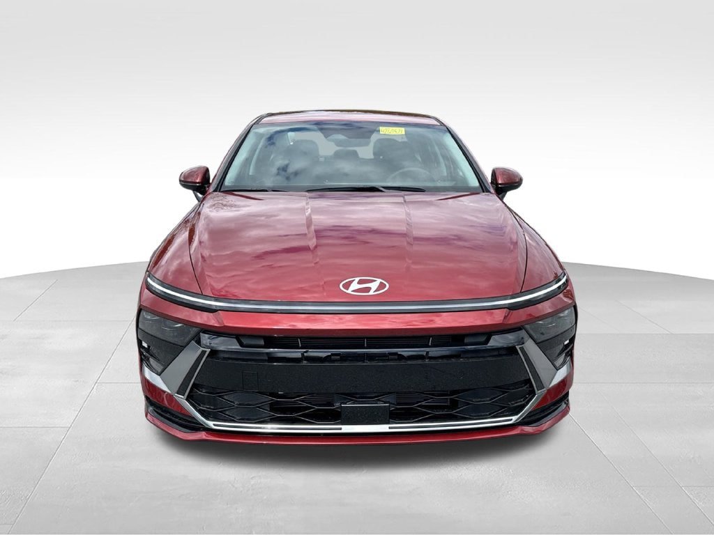 New 2026 Hyundai Sonata SEL FWD image 2