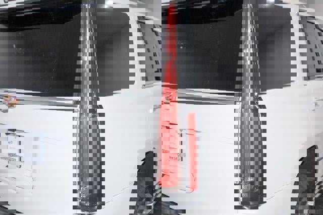 Used 2020 Cadillac Escalade Premium Luxury image 10