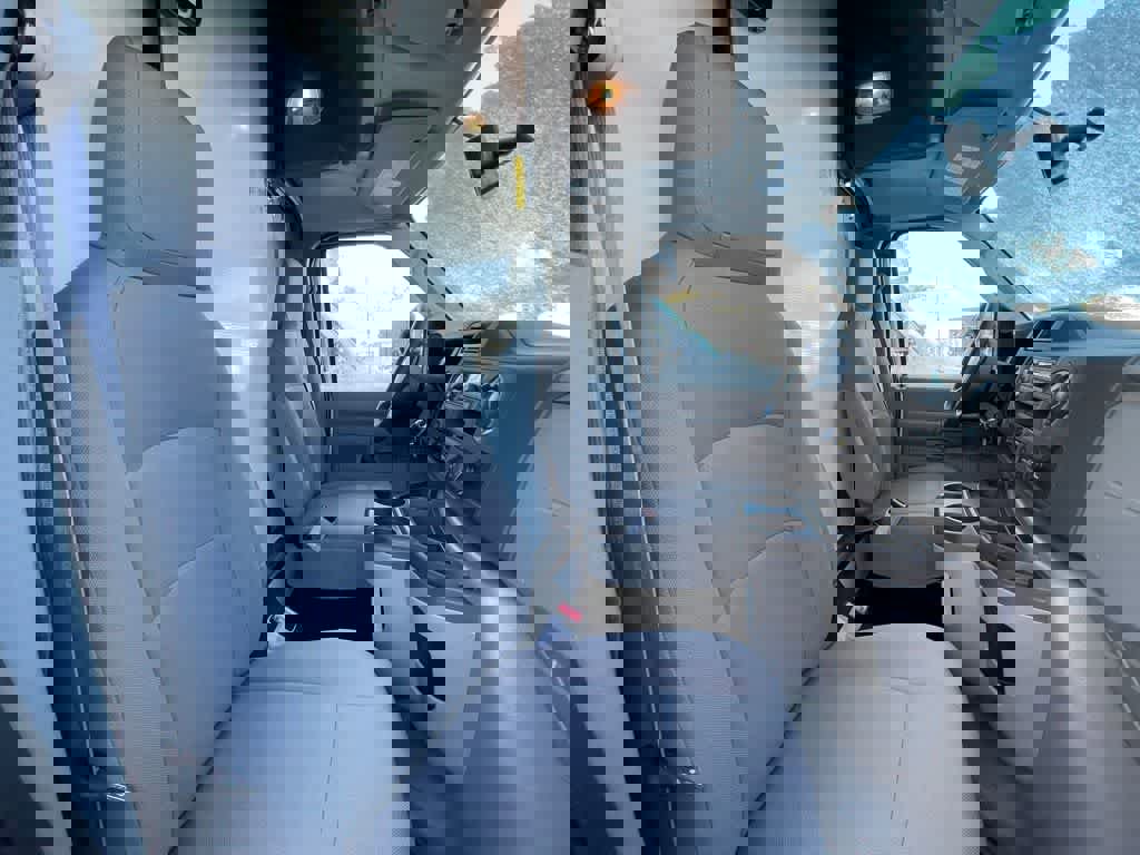 New 2024 Ford E-450 and Econoline 450 Super Duty w/ Power Windows & Locks Group image 34