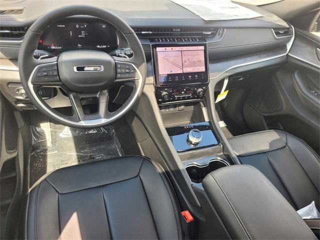New 2025 Jeep Grand Cherokee Limited image 10