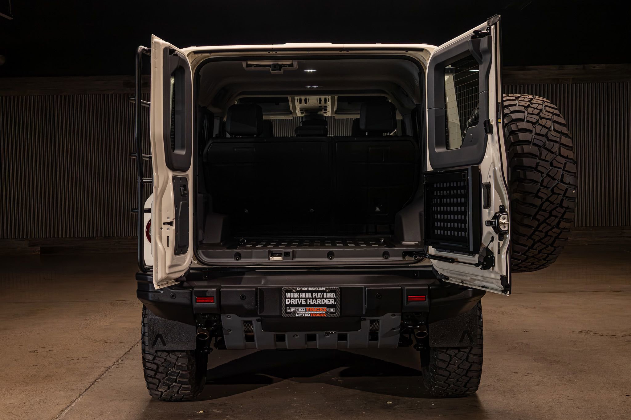 Used 2024 INEOS Grenadier AWD/4WD image 9
