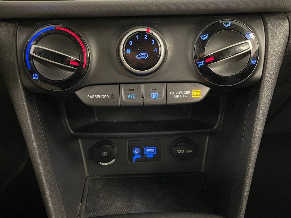 Used 2019 Hyundai Kona SEL image 25