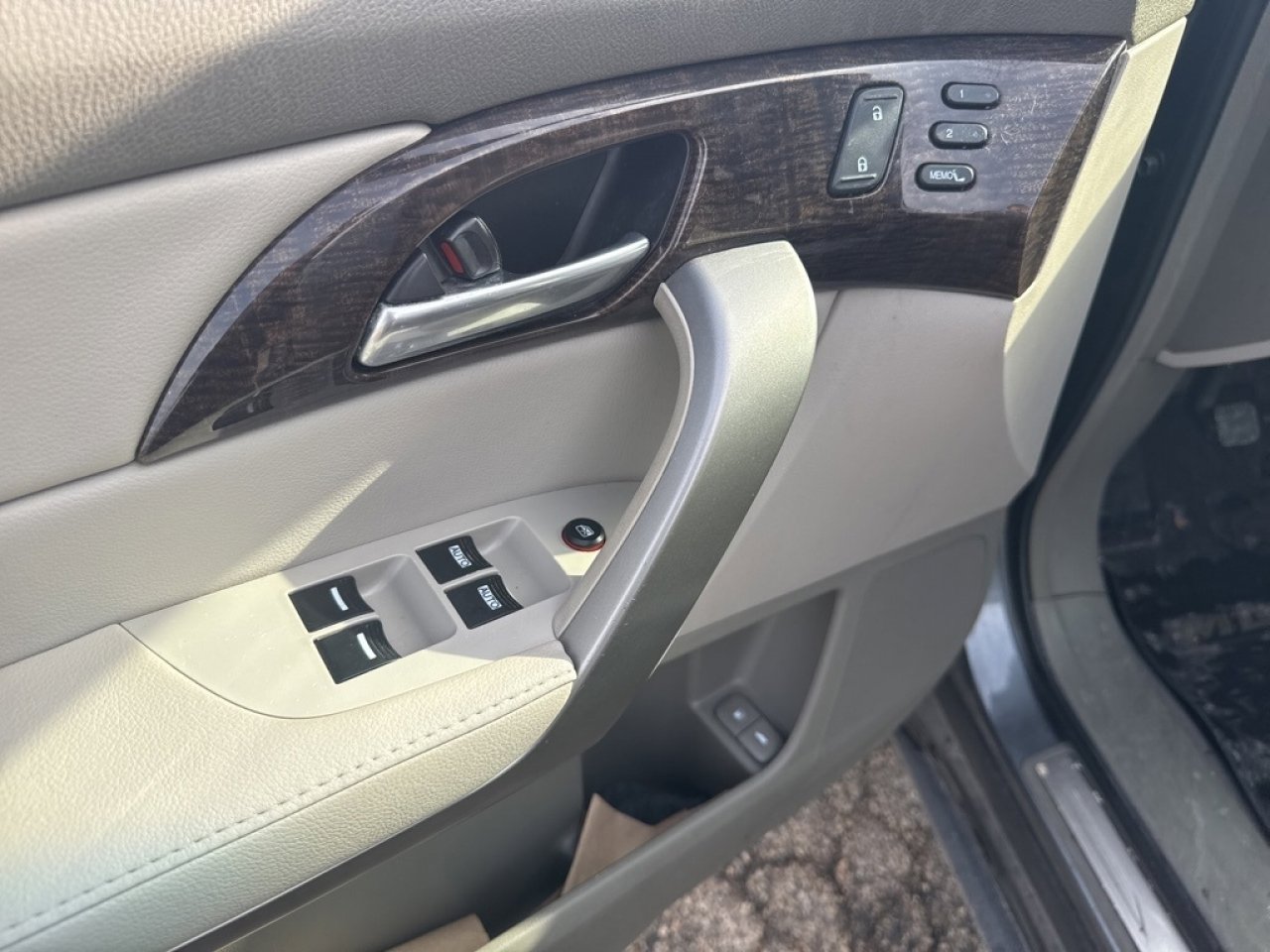 Used 2012 Acura MDX image 30