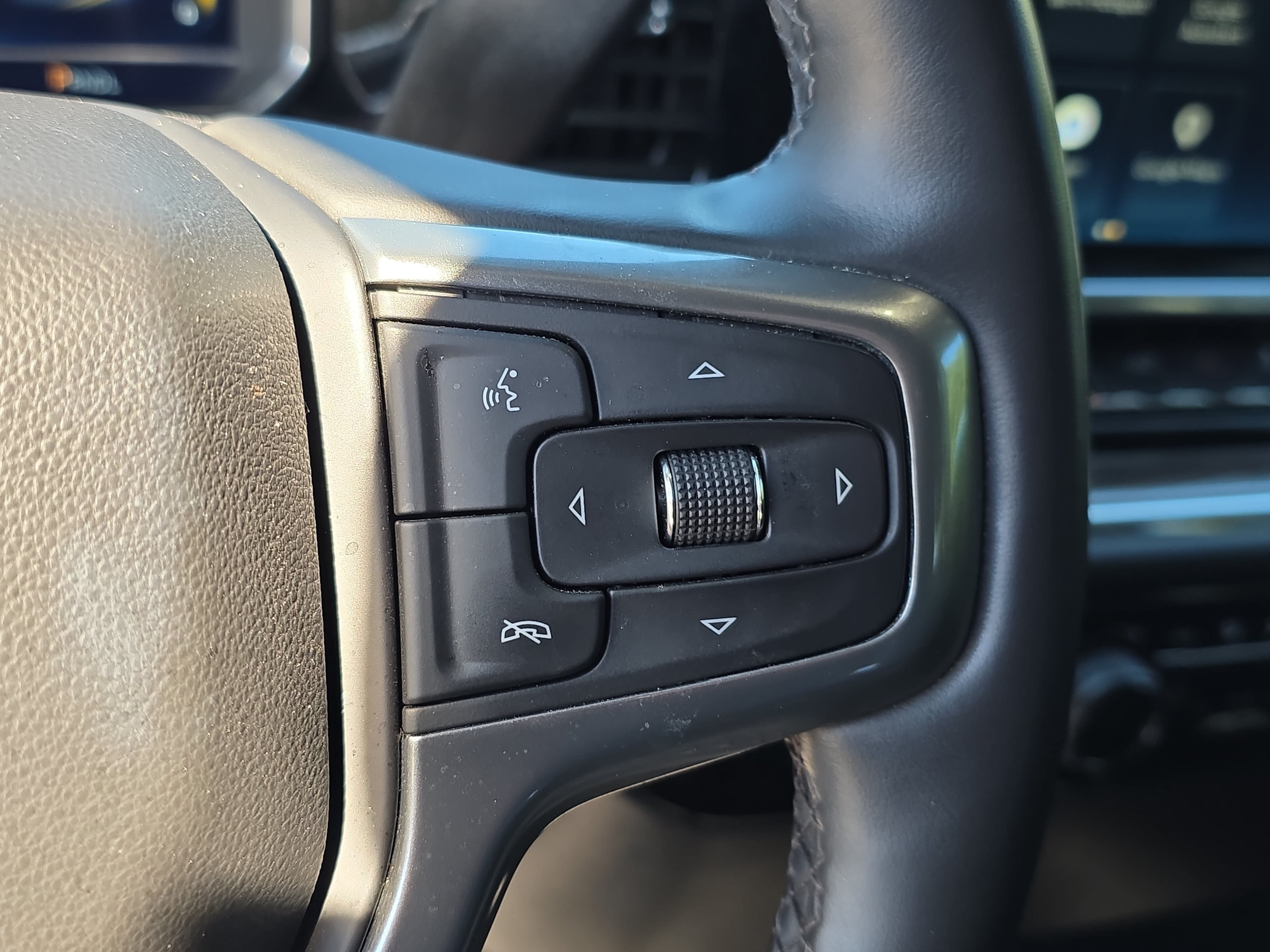 Used 2024 Chevrolet Silverado 1500 RST AWD/4WD image 15