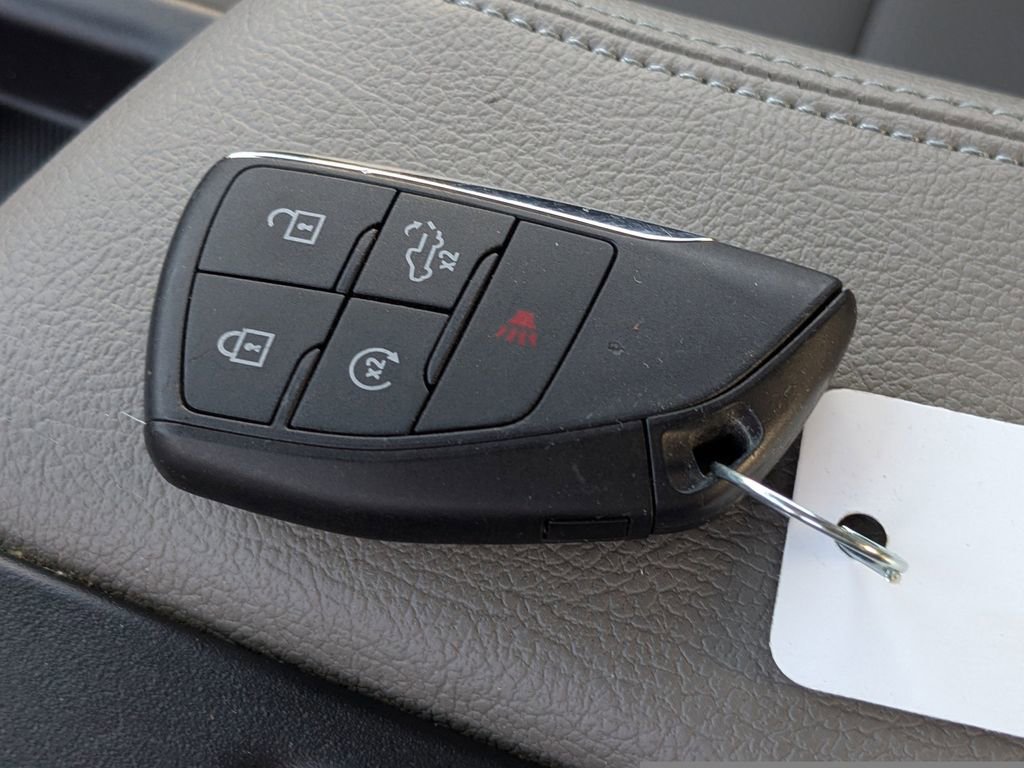 Used 2025 GMC Sierra 2500 SLE w/ SLE Convenience Package image 29