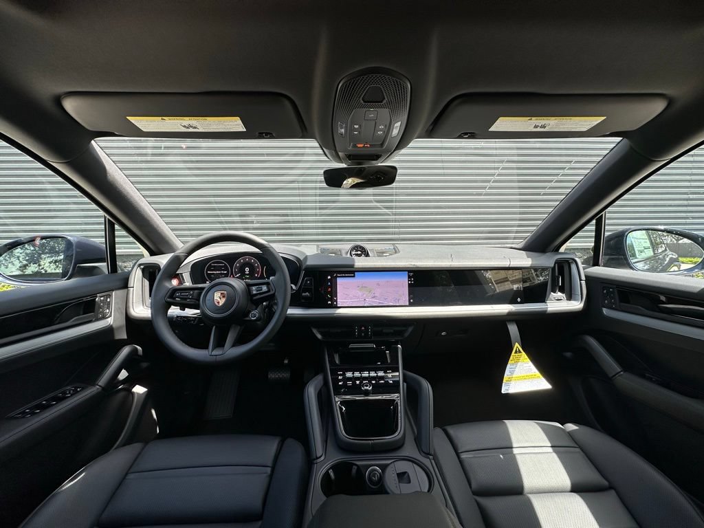 Certified 2025 Porsche Cayenne E-Hybrid Coupe AWD/4WD image 34