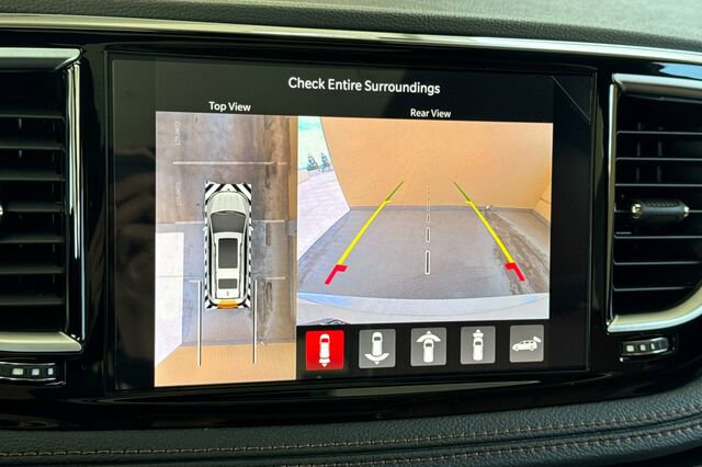 New 2026 Chrysler Pacifica Pinnacle image 19