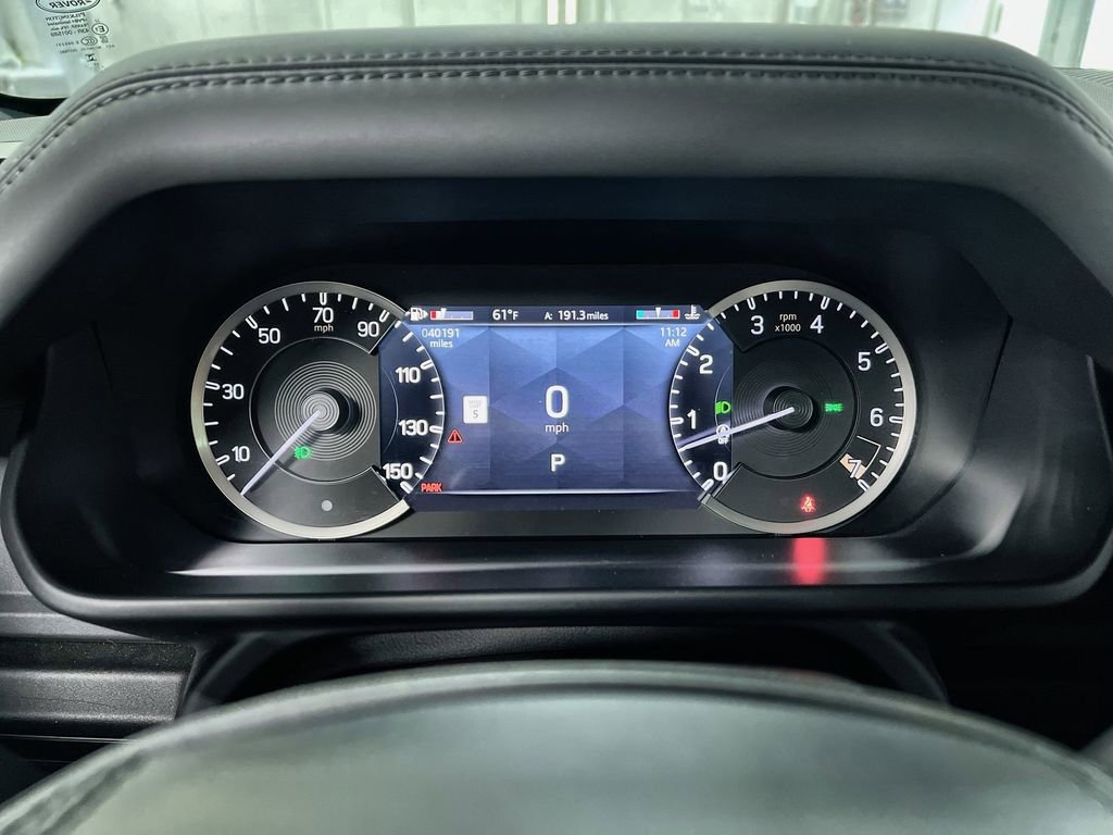 Used 2023 Land Rover Defender 110 X-Dynamic SE AWD/4WD image 25