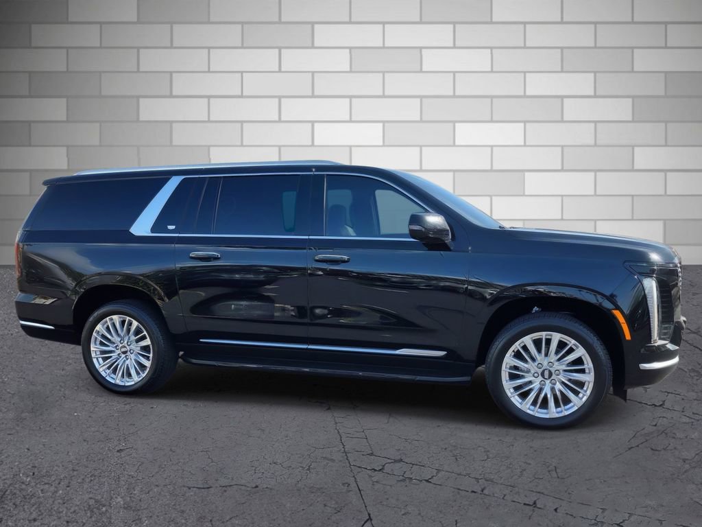 Used 2025 Cadillac Escalade ESV Premium Luxury w/ LPO, Floor Liner Package image 6