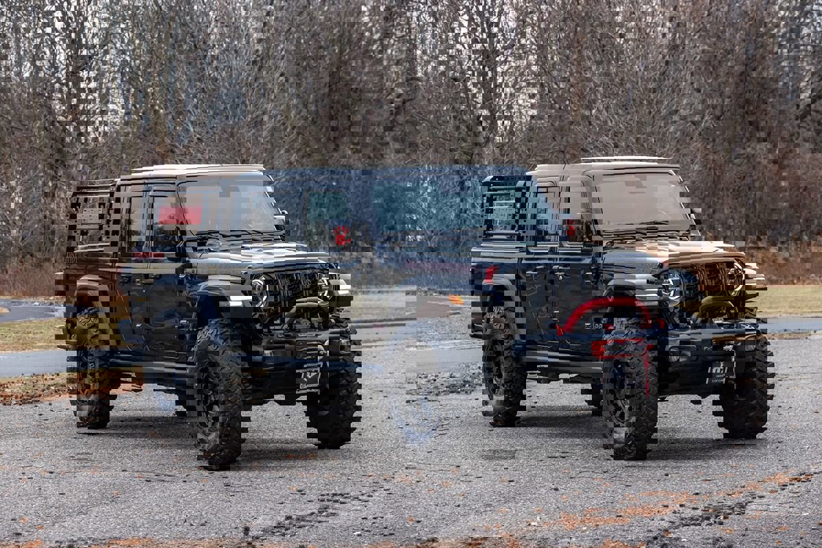 Used 2021 Jeep Gladiator Rubicon image 2