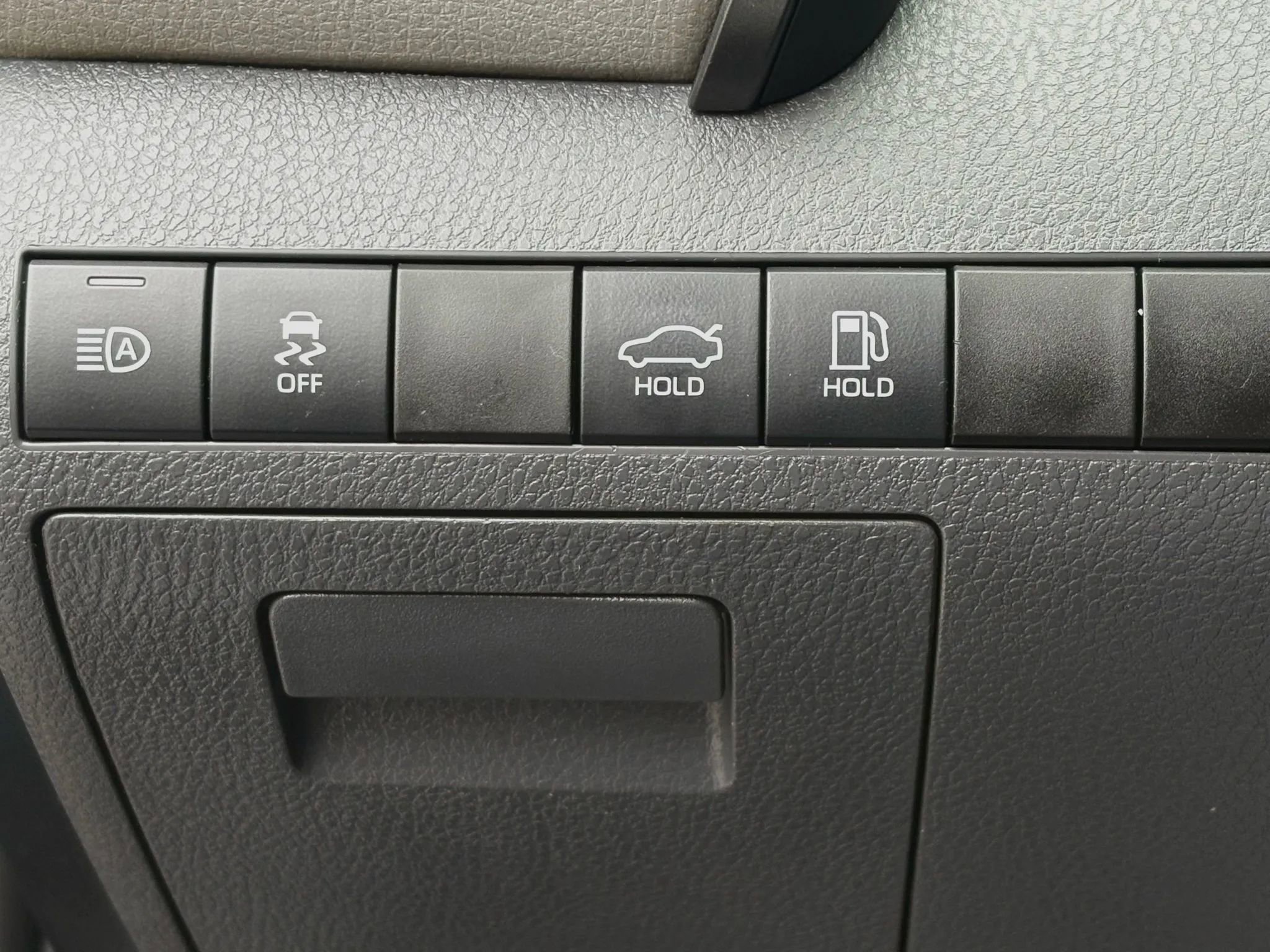 Used 2021 Toyota Camry XSE w/ Carpet Mat Package (TMS) image 23