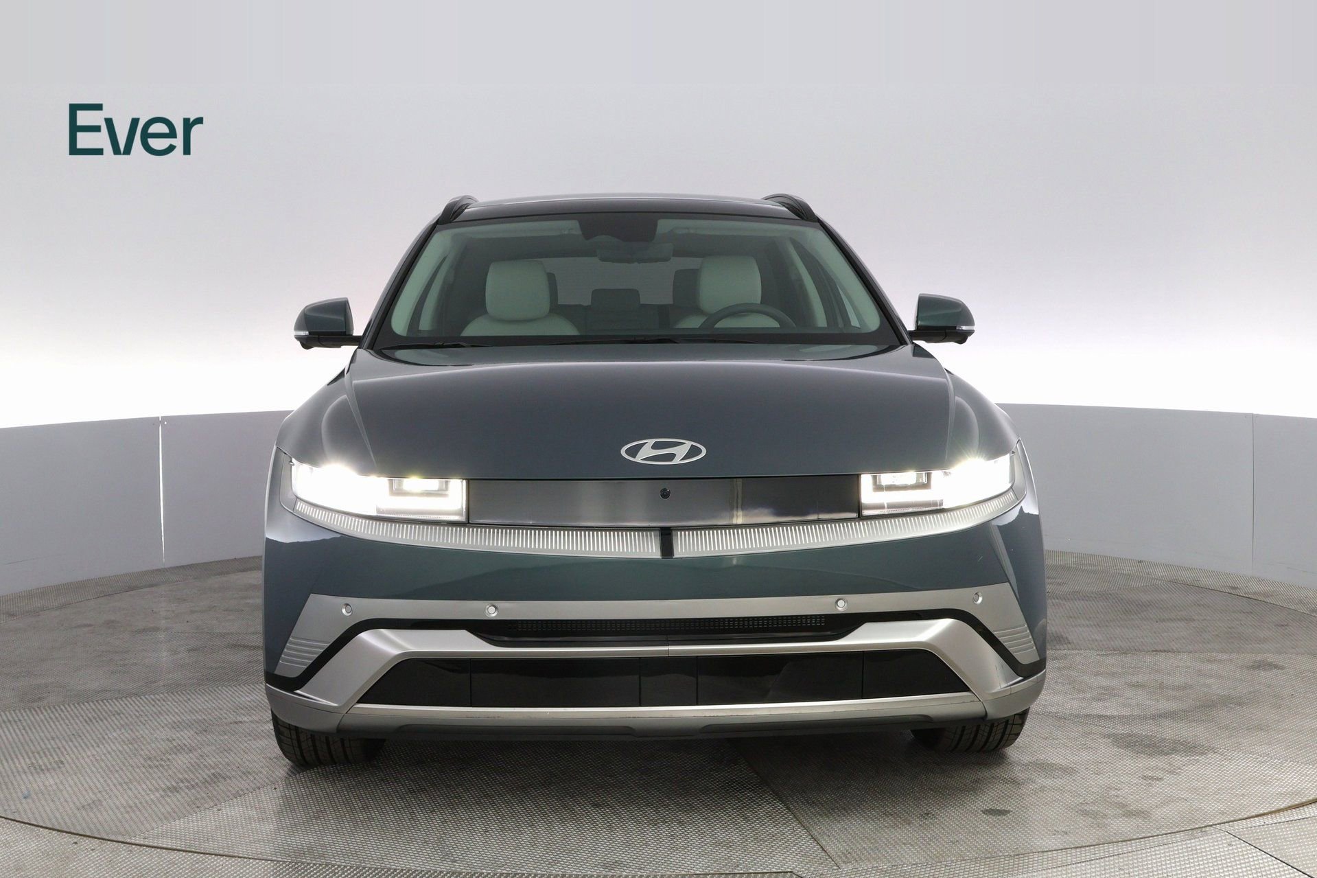 Used 2025 Hyundai Ioniq 5 Limited image 3