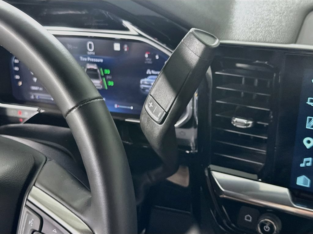 Used 2026 Chevrolet Silverado 1500 LT AWD/4WD image 34