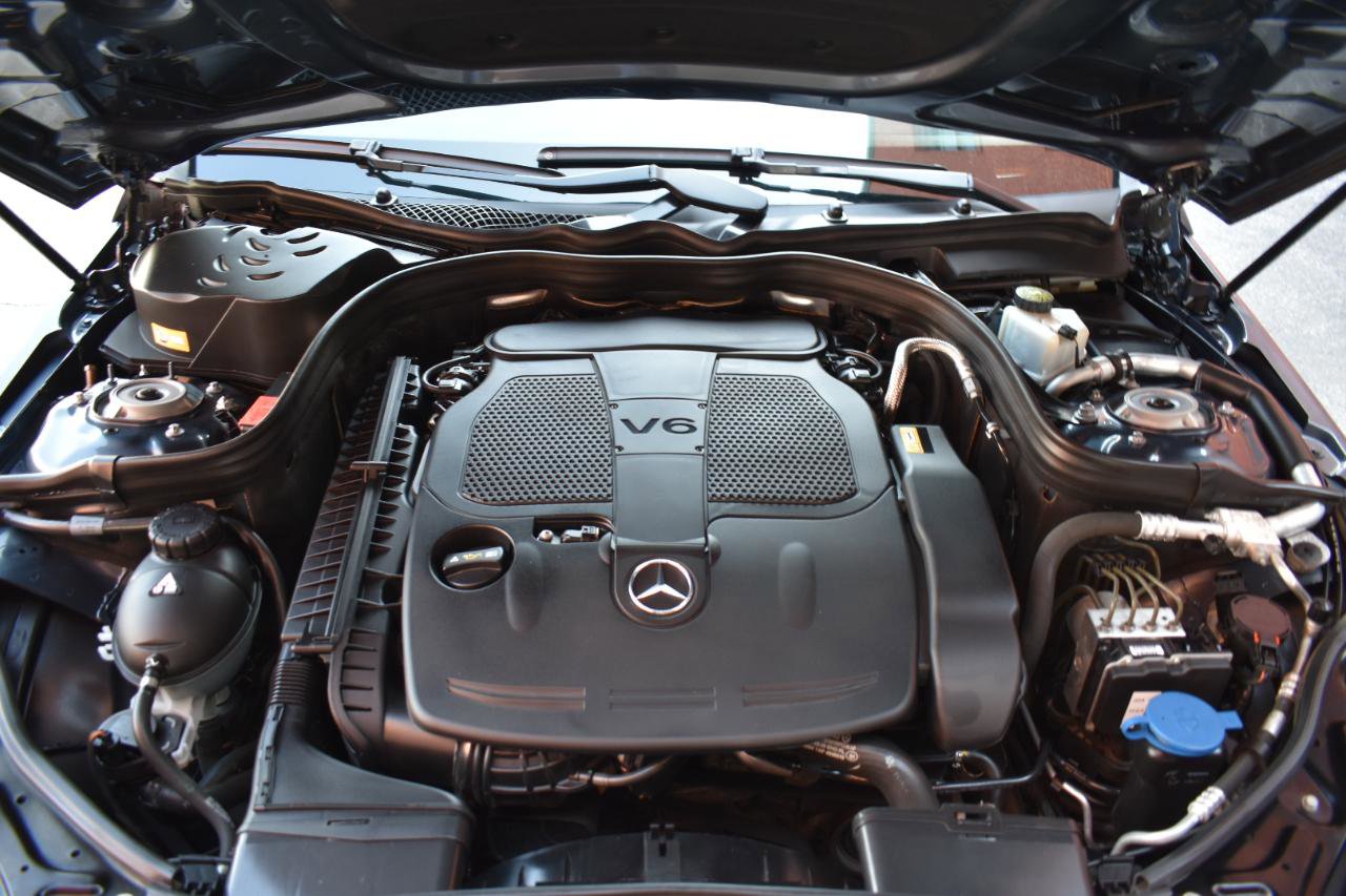 Used 2013 Mercedes-Benz E 350 Sedan image 38
