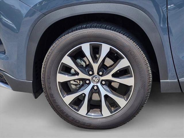 Certified 2026 Toyota Grand Highlander AWD Hybrid image 9