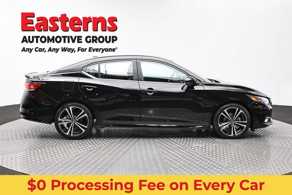 Used 2023 Nissan Sentra SR w/ SR Premium Package FWD image 4