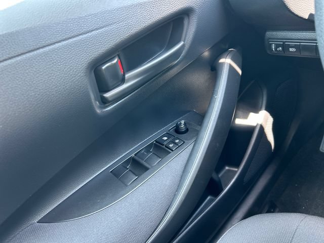 Used 2022 Toyota Corolla LE FWD image 13