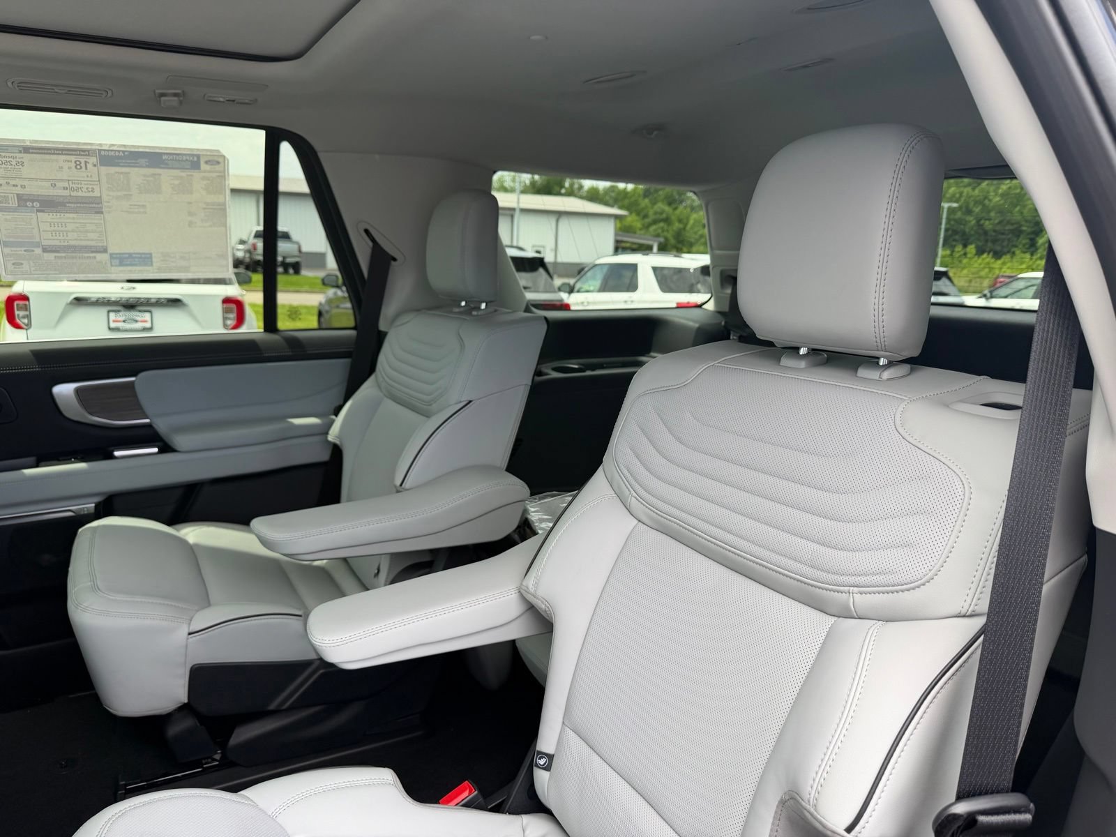 New 2026 Ford Expedition Platinum AWD/4WD image 12
