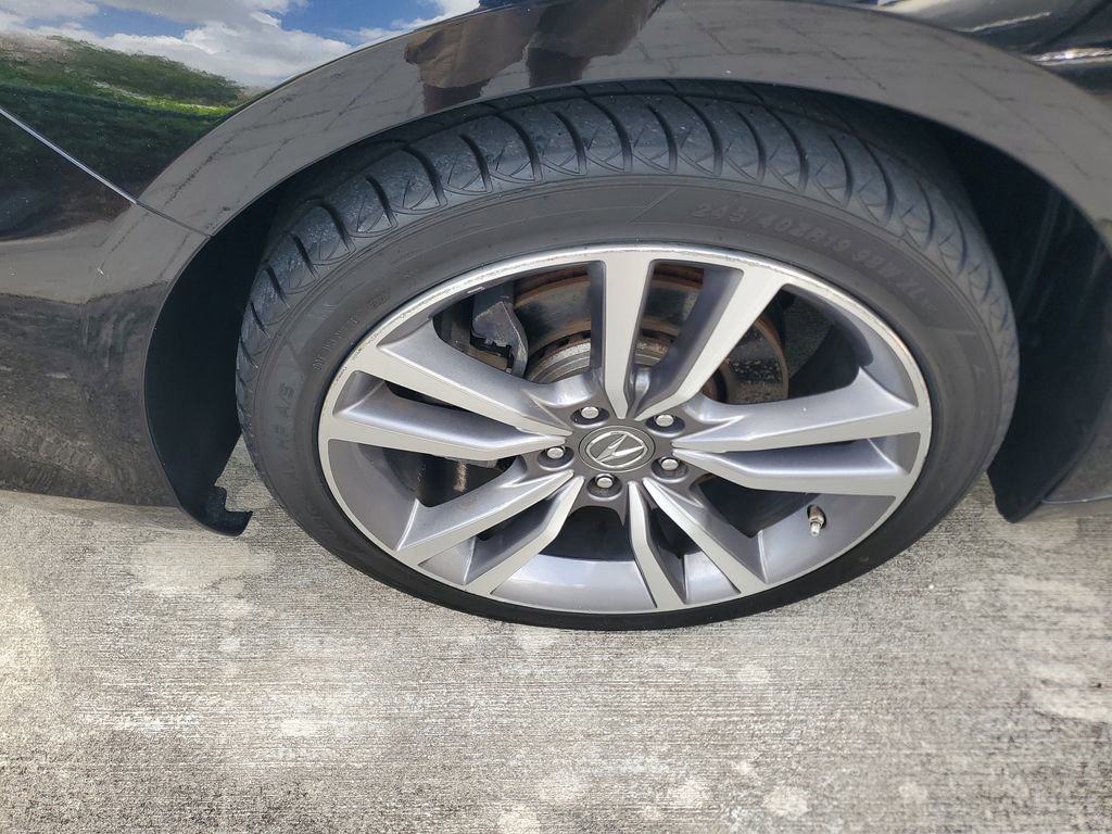 Used 2020 Acura TLX V6 w/ Technology Package FWD image 4