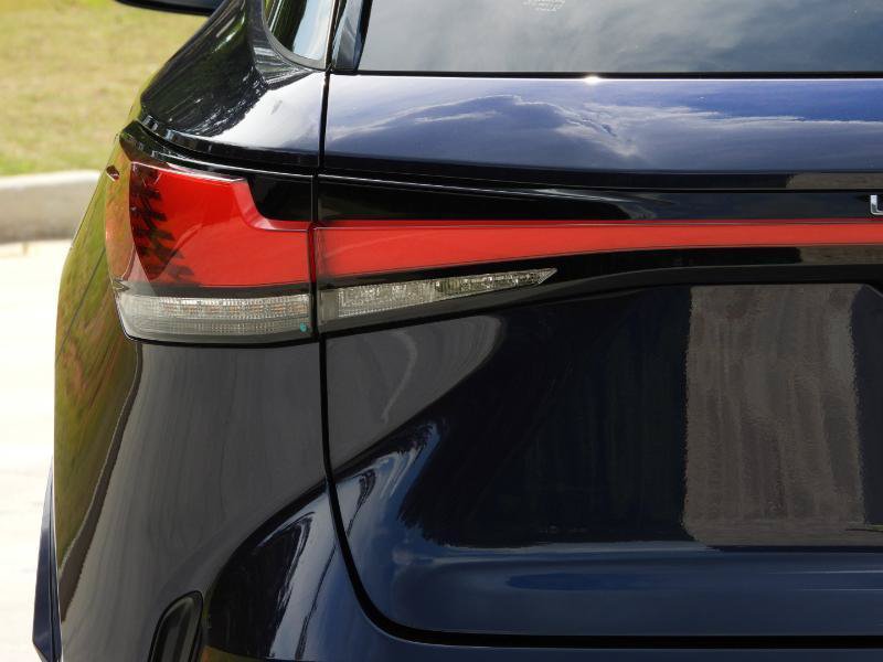 Used 2023 Lexus RX 350 Premium w/ Cold Area Package FWD image 21