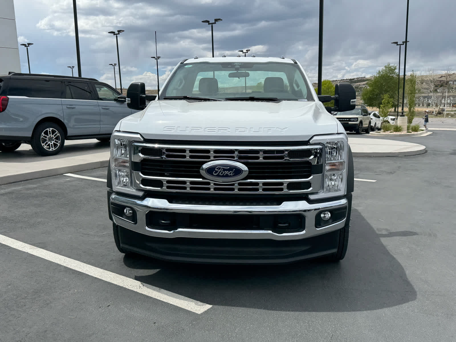 New 2026 Ford F550 4x4 Regular Cab Super Duty w/ XL Chrome Package image 4