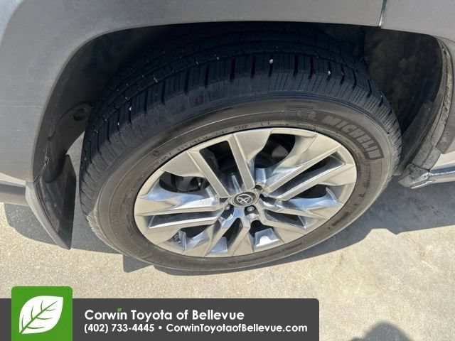 Used 2019 Toyota RAV4 XLE Premium w/ Protection Package FWD image 22