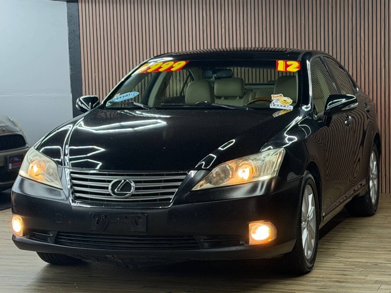 Used 2012 Lexus ES 350 FWD image 1